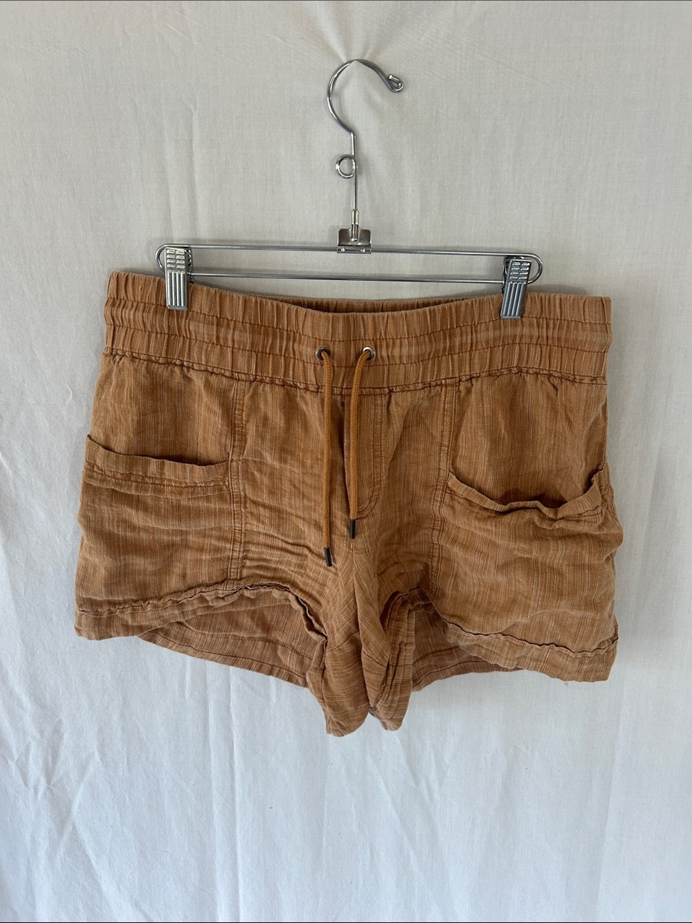 Athleta Cabo Linen Textured 4” short